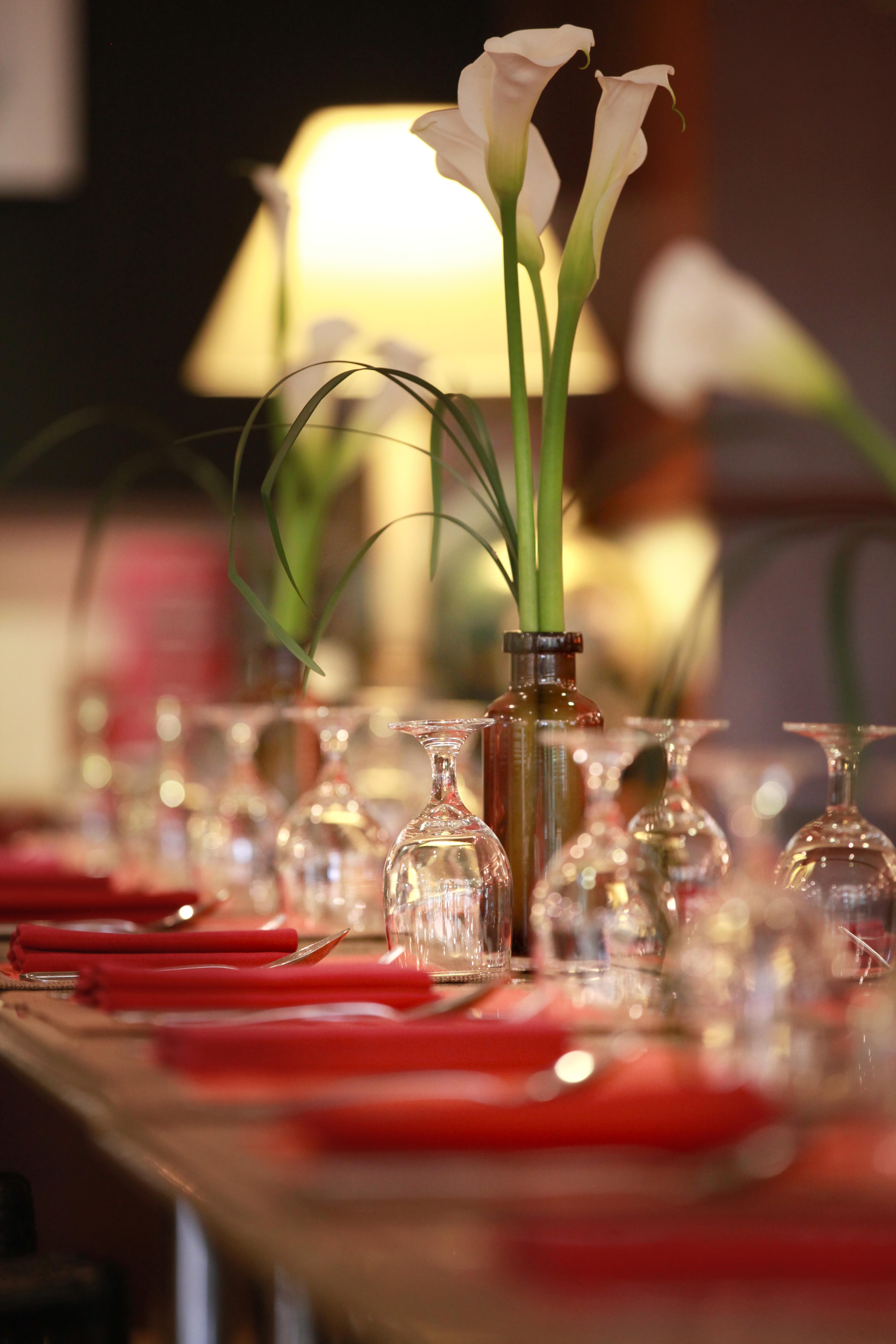 Dorsett Grand Subang Hotel Subang Jaya Kültér fotó A table set for dinner