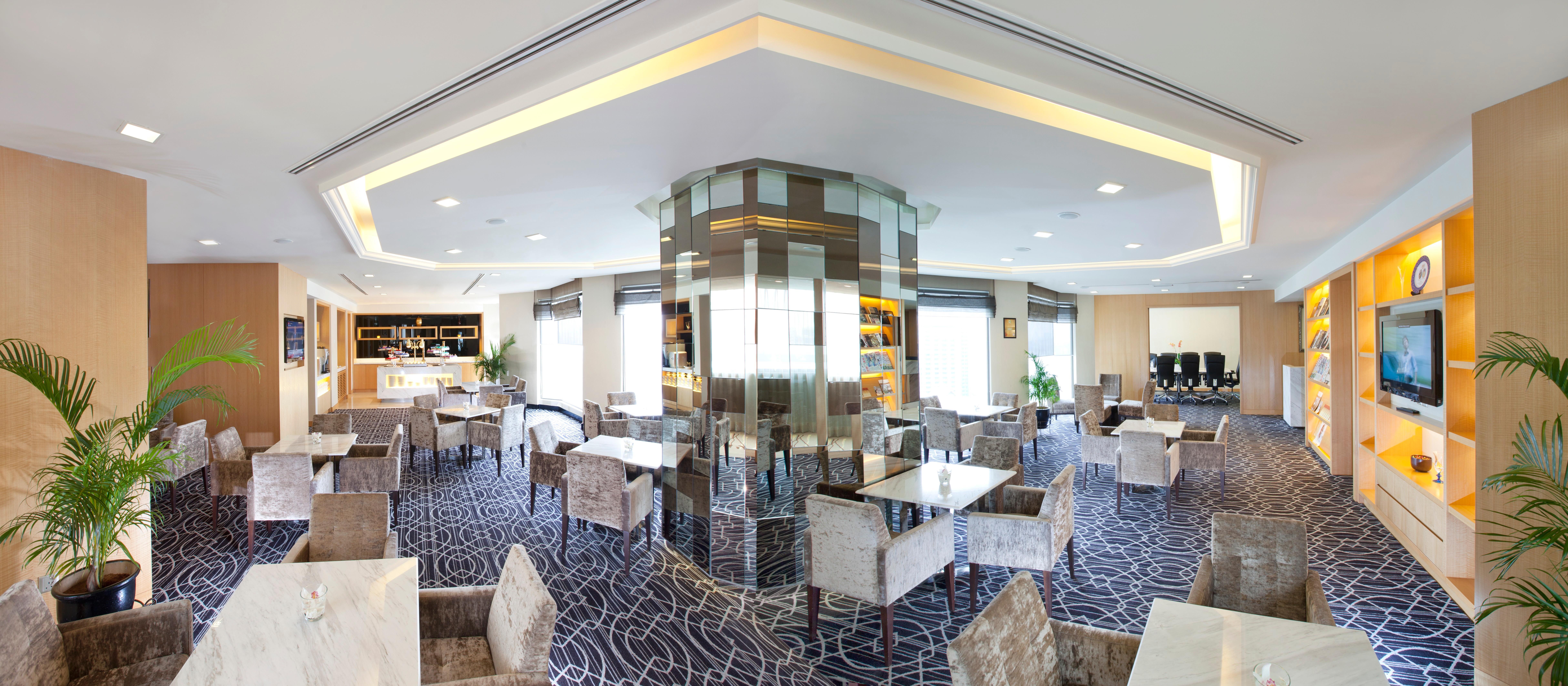Dorsett Grand Subang Hotel Subang Jaya Kültér fotó The lounge at the airport