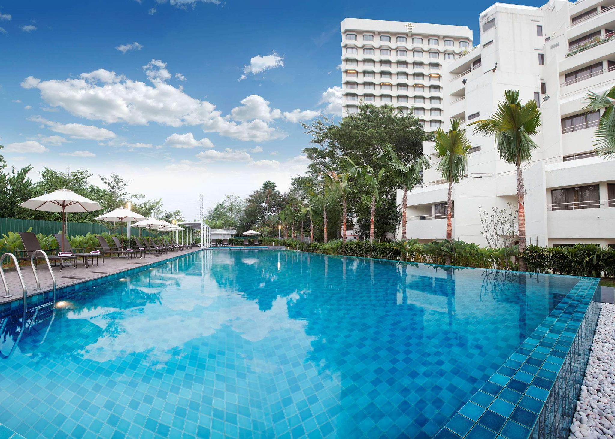 Dorsett Grand Subang Hotel Subang Jaya Kültér fotó The Royal