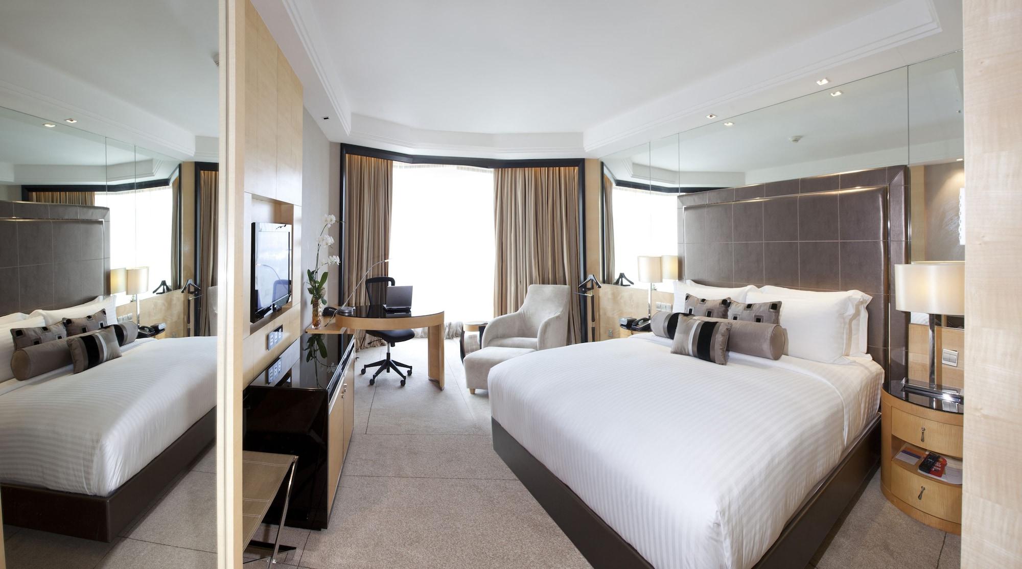 Dorsett Grand Subang Hotel Subang Jaya Kültér fotó Deluxe Room