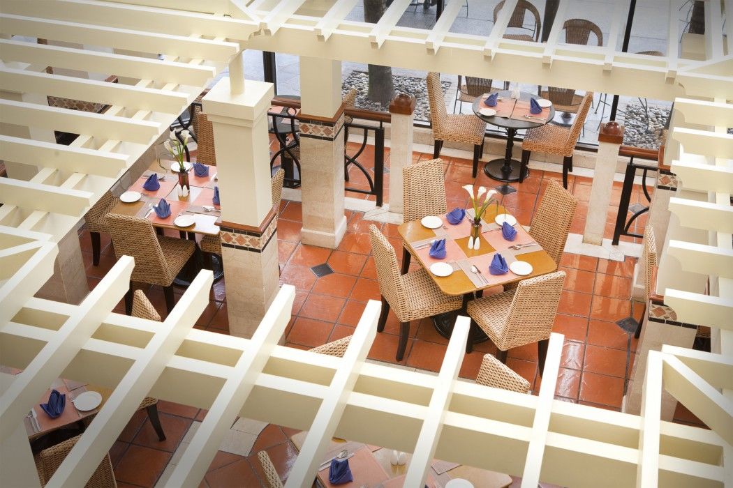 Dorsett Grand Subang Hotel Subang Jaya Kültér fotó The restaurant