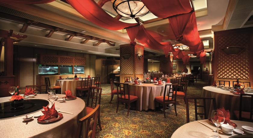 Dorsett Grand Subang Hotel Subang Jaya Kültér fotó The interior of the restaurant